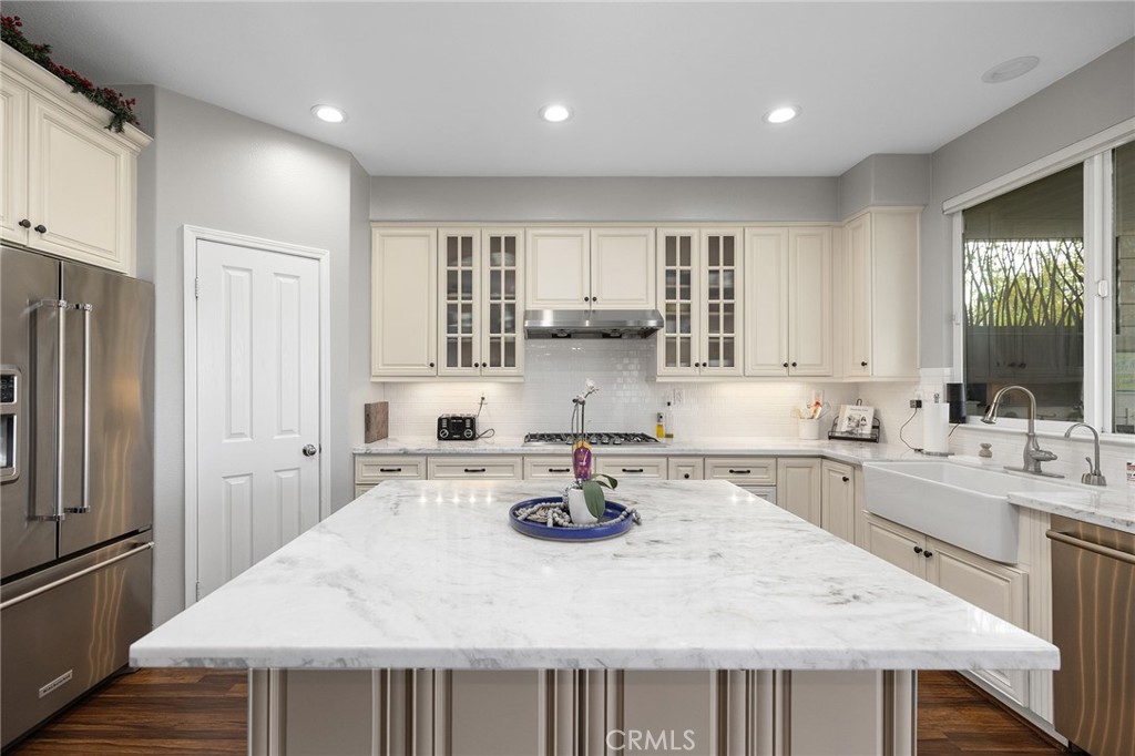 28832 Sunny View Drive