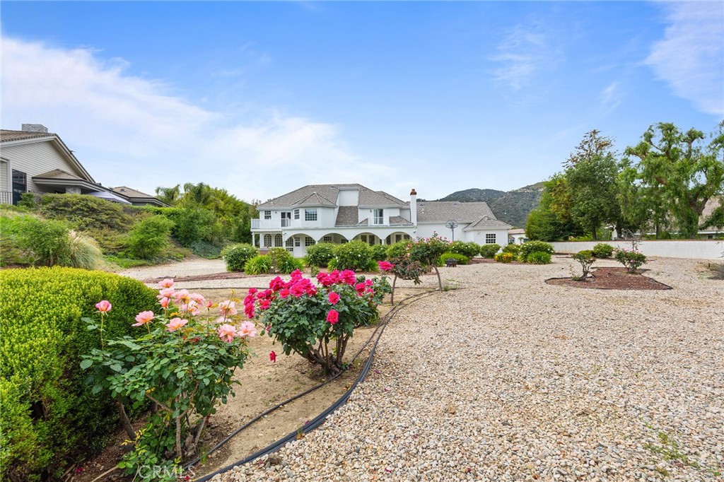 22563 Bear Creek Drive S