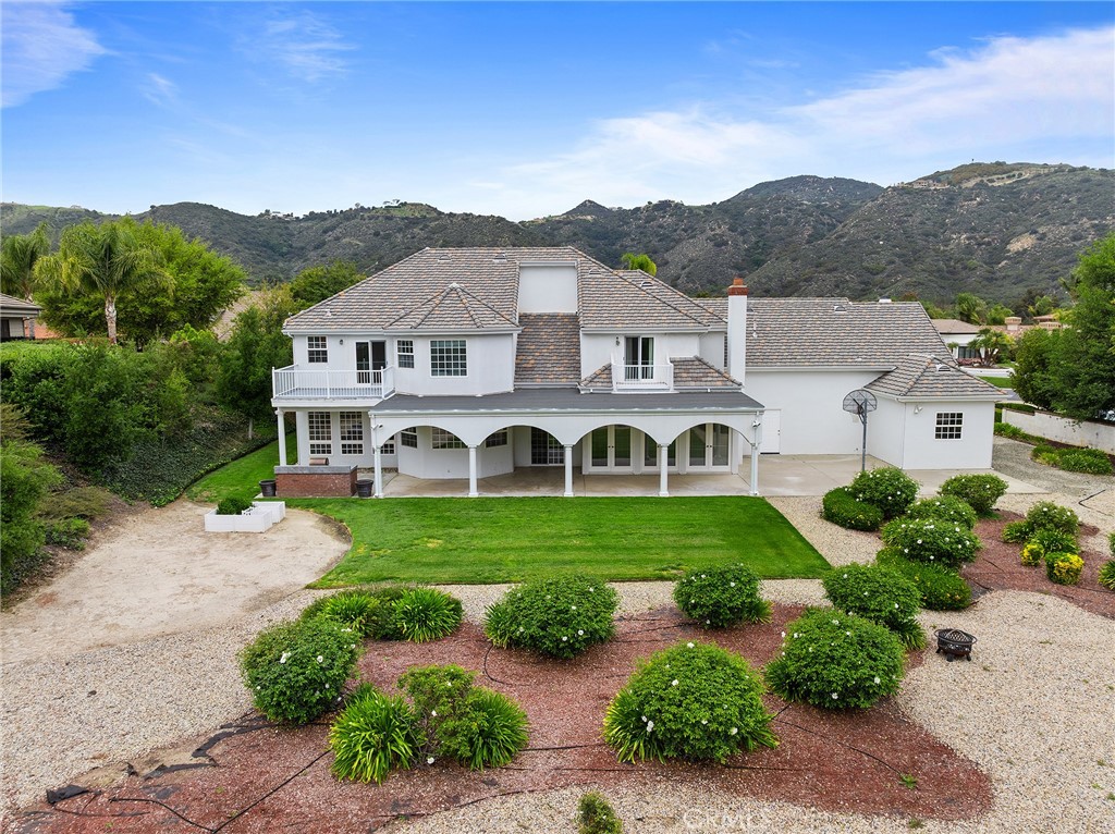 22563 Bear Creek Drive S