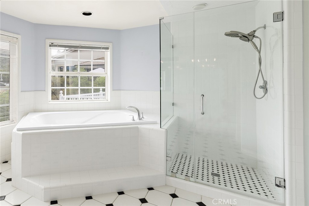 22563 Bear Creek Drive S