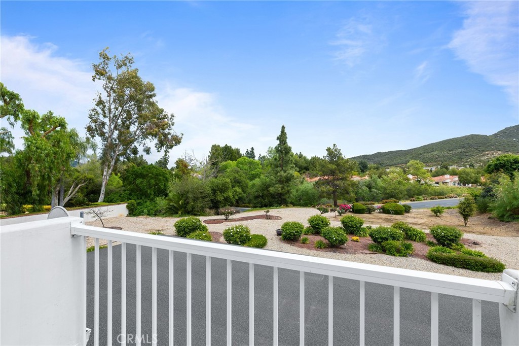 22563 Bear Creek Drive S