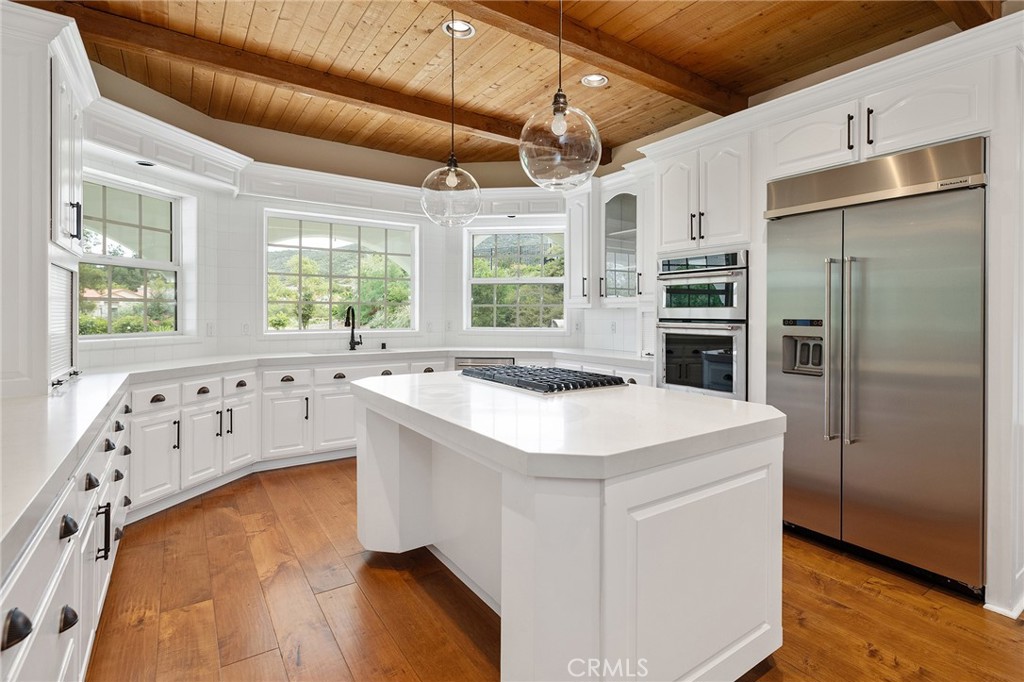 22563 Bear Creek Drive S