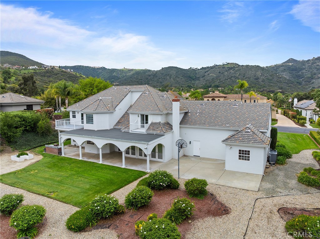 22563 Bear Creek Drive S