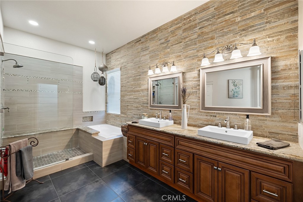 42768 Mountain Shadow Road