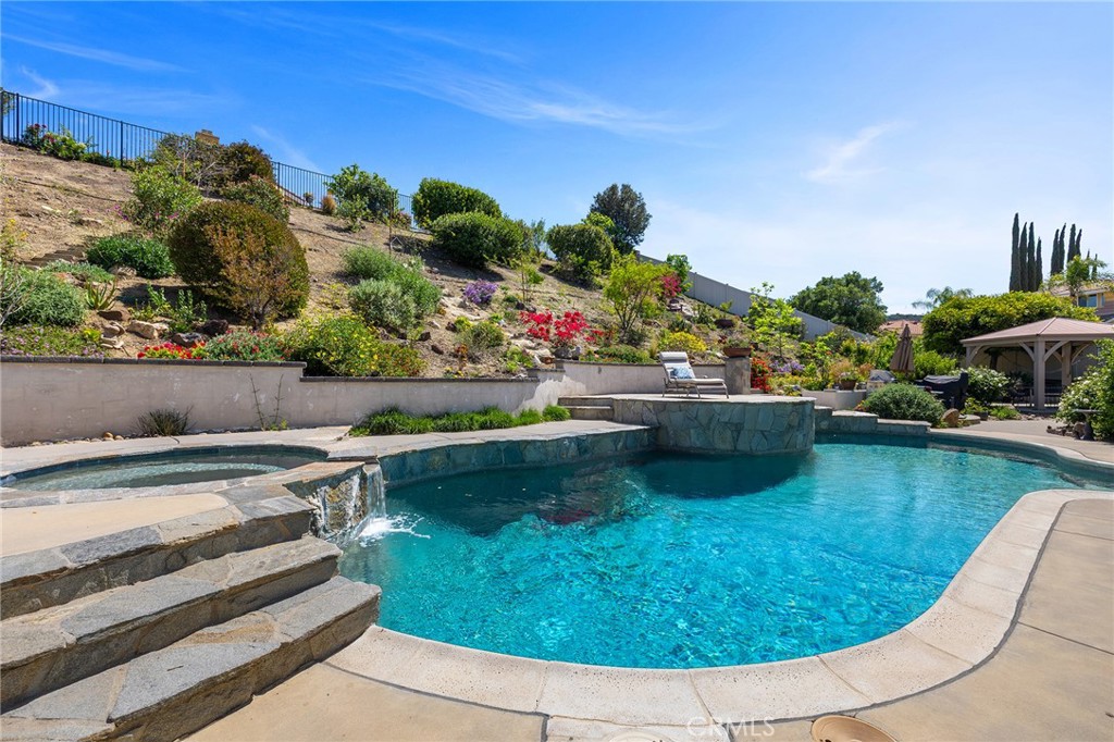 42768 Mountain Shadow Road