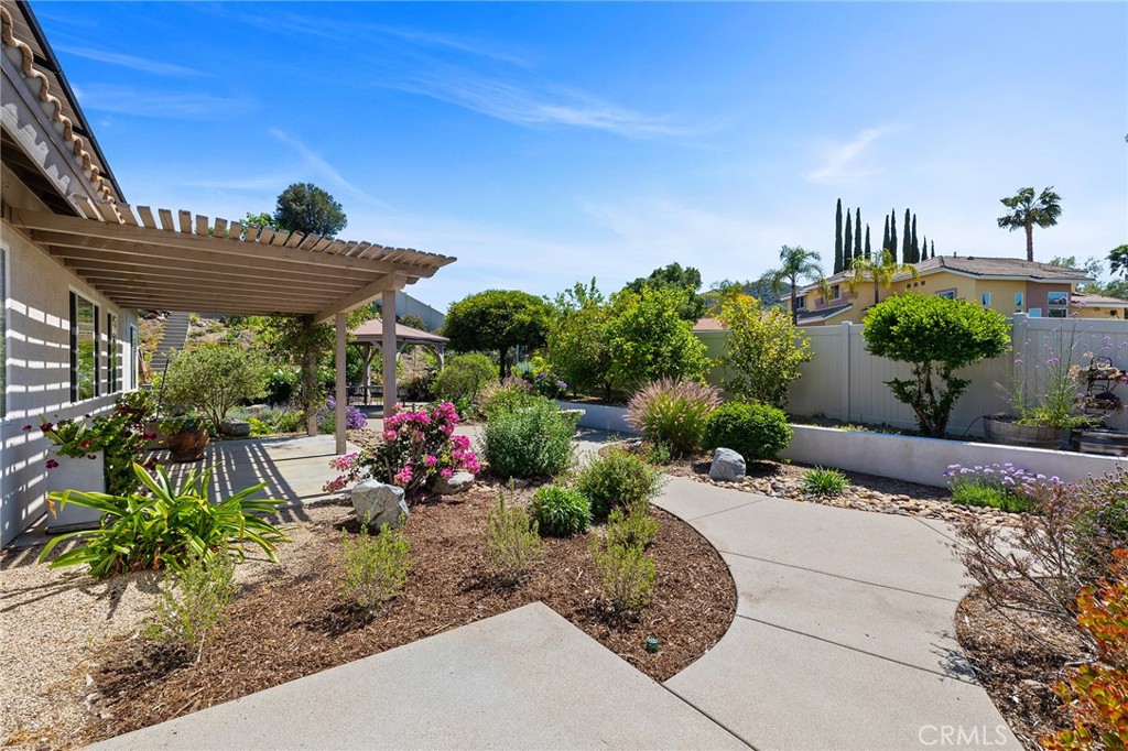 42768 Mountain Shadow Road