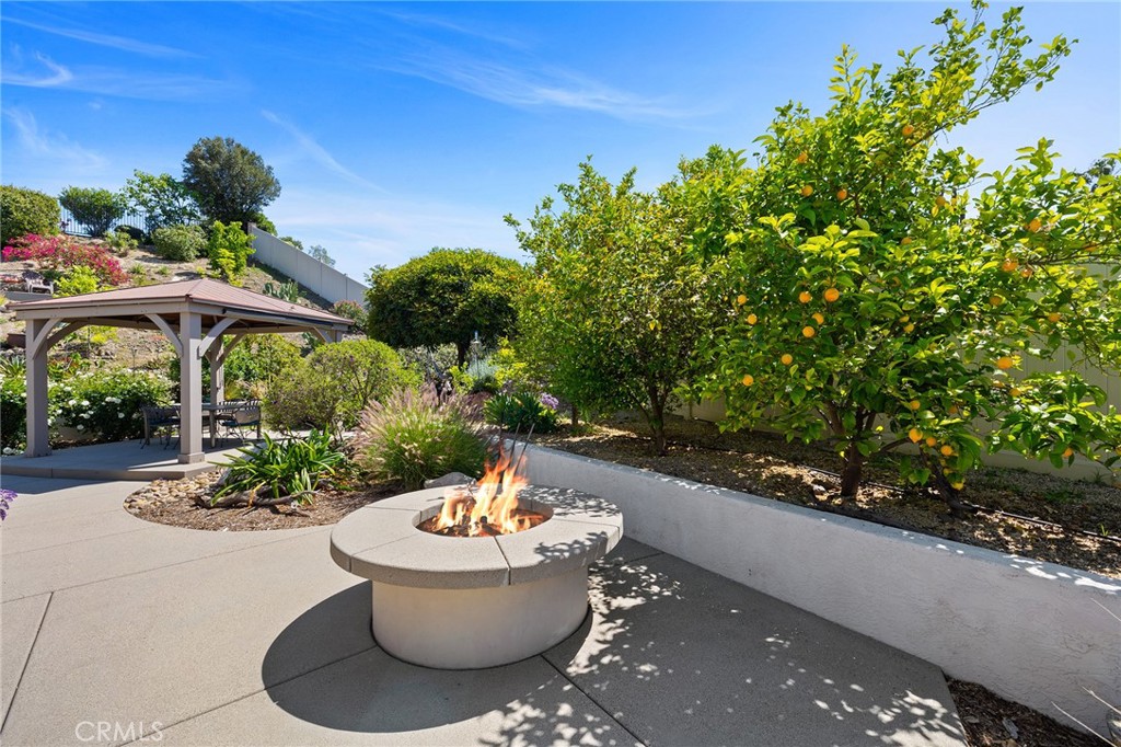 42768 Mountain Shadow Road