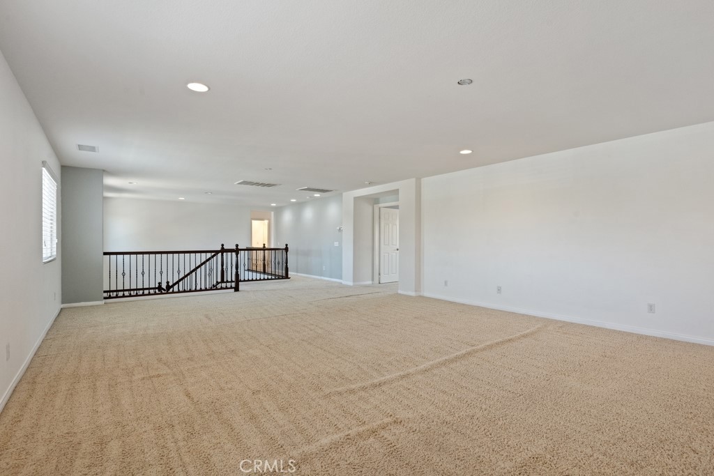 32863 Charismatic Circle