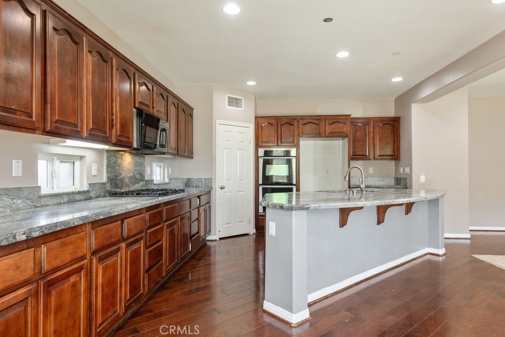 32863 Charismatic Circle