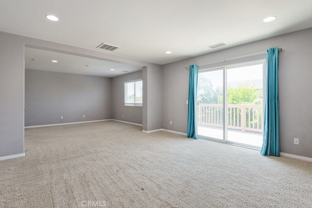 32863 Charismatic Circle