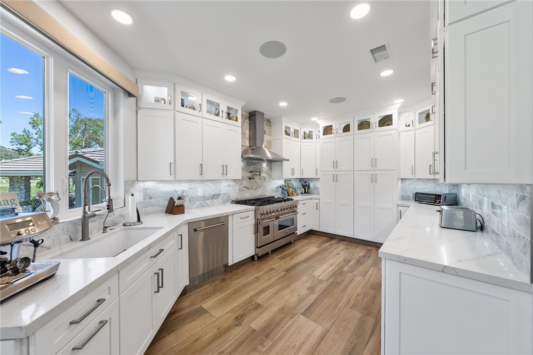 38101 Stone Meadow Drive