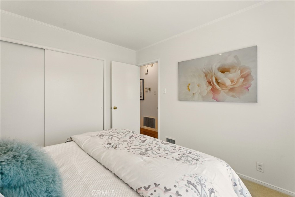 71 Lake Meadow Drive