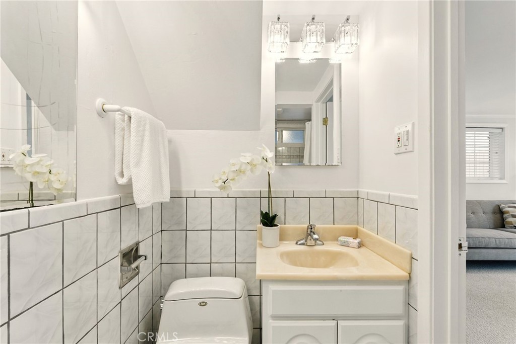 71 Lake Meadow Drive