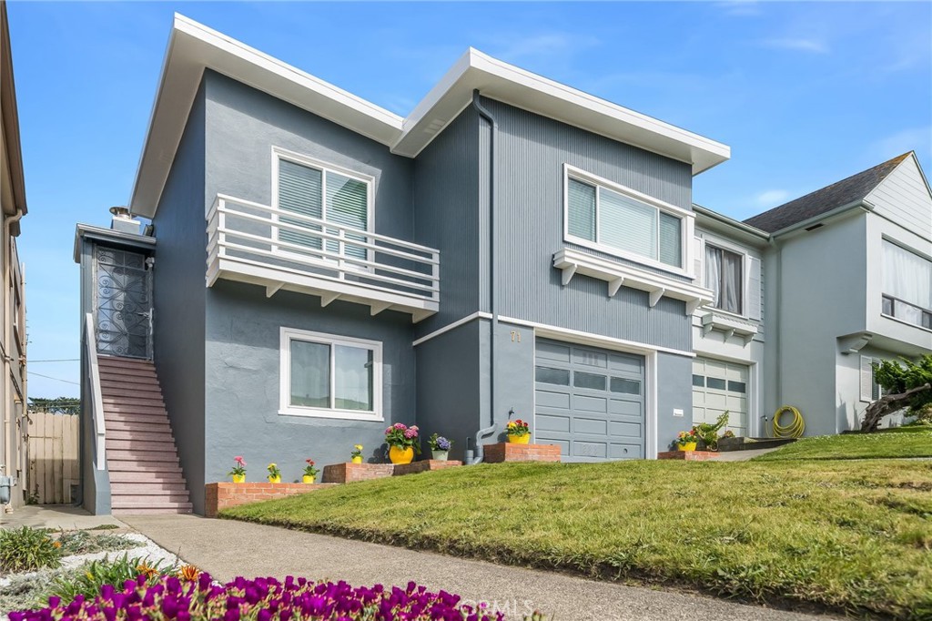 71 Lake Meadow Drive