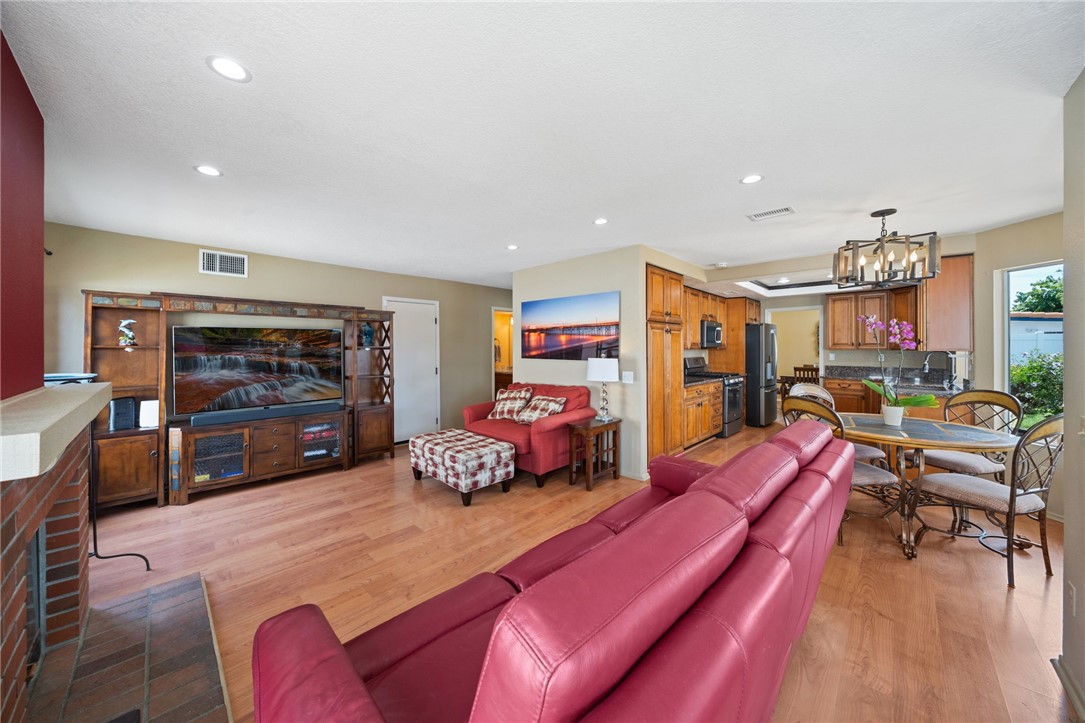 24533 Ridgewood Road