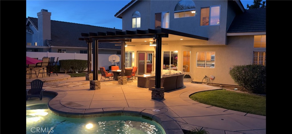 24533 Ridgewood Road