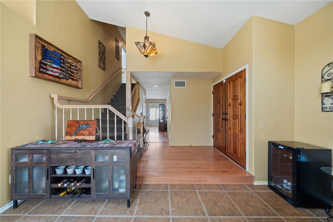 24533 Ridgewood Road