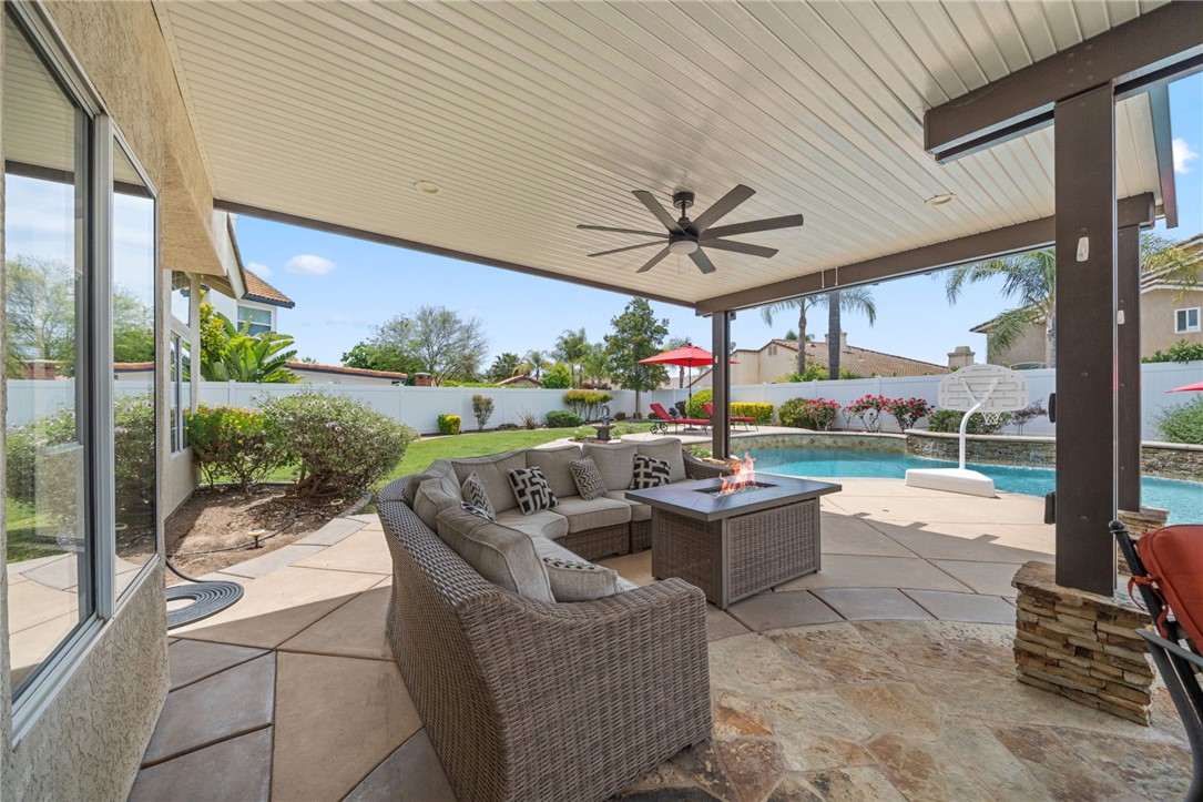 24533 Ridgewood Road