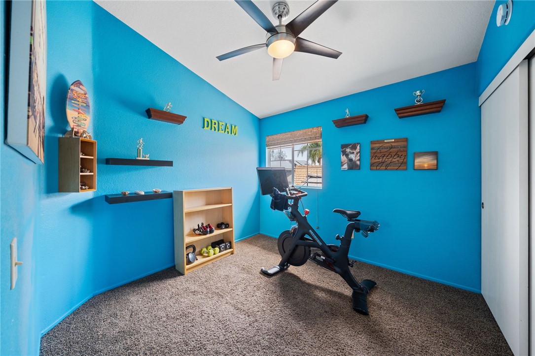 24533 Ridgewood Road