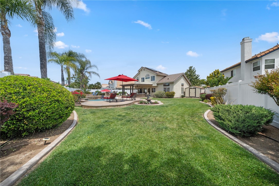 24533 Ridgewood Road