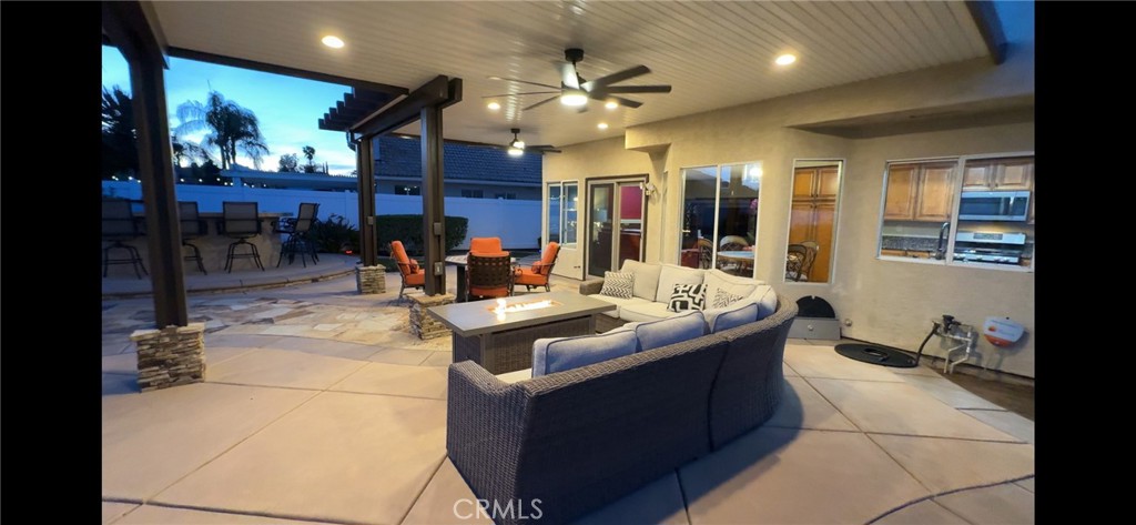 24533 Ridgewood Road