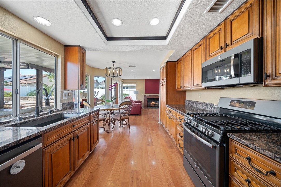 24533 Ridgewood Road