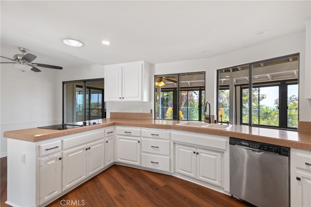 2918 Los Campos Drive