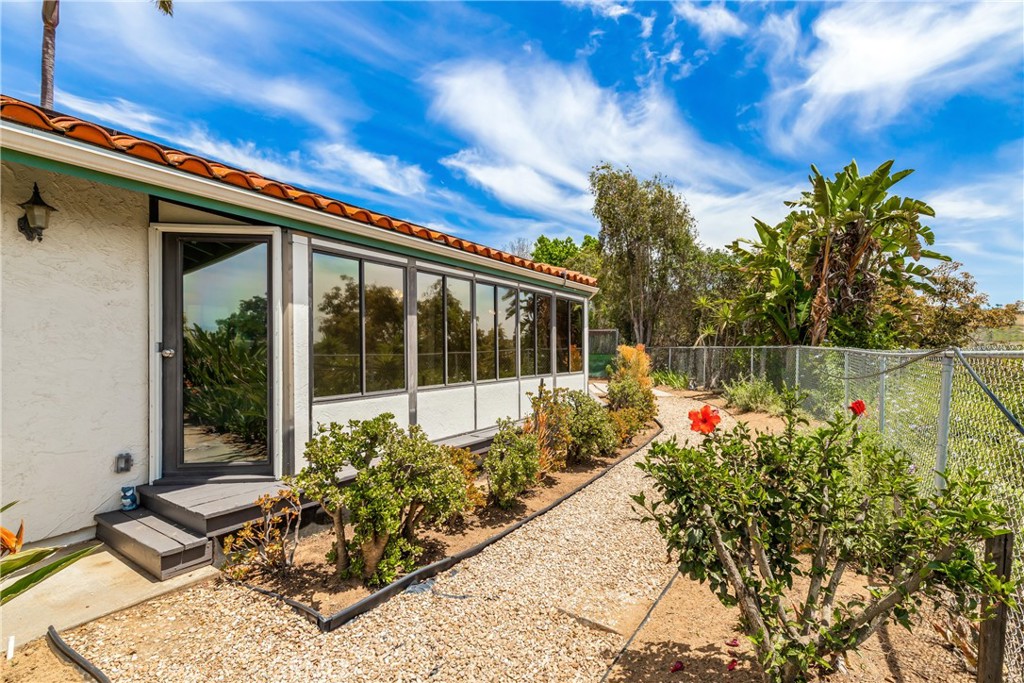 2918 Los Campos Drive