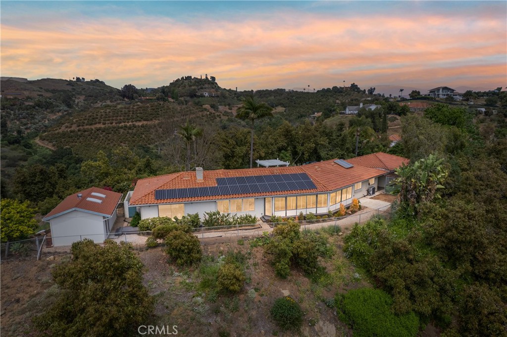 2918 Los Campos Drive