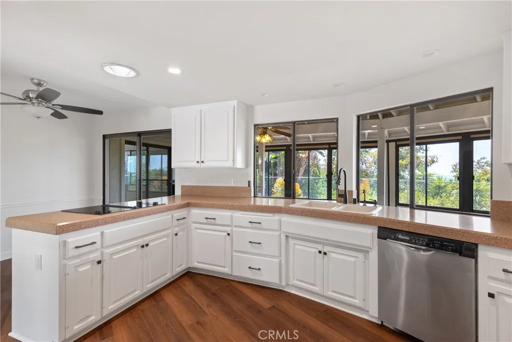 2918 Los Campos Drive