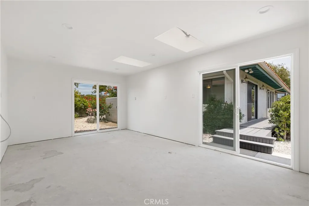 2918 Los Campos Drive