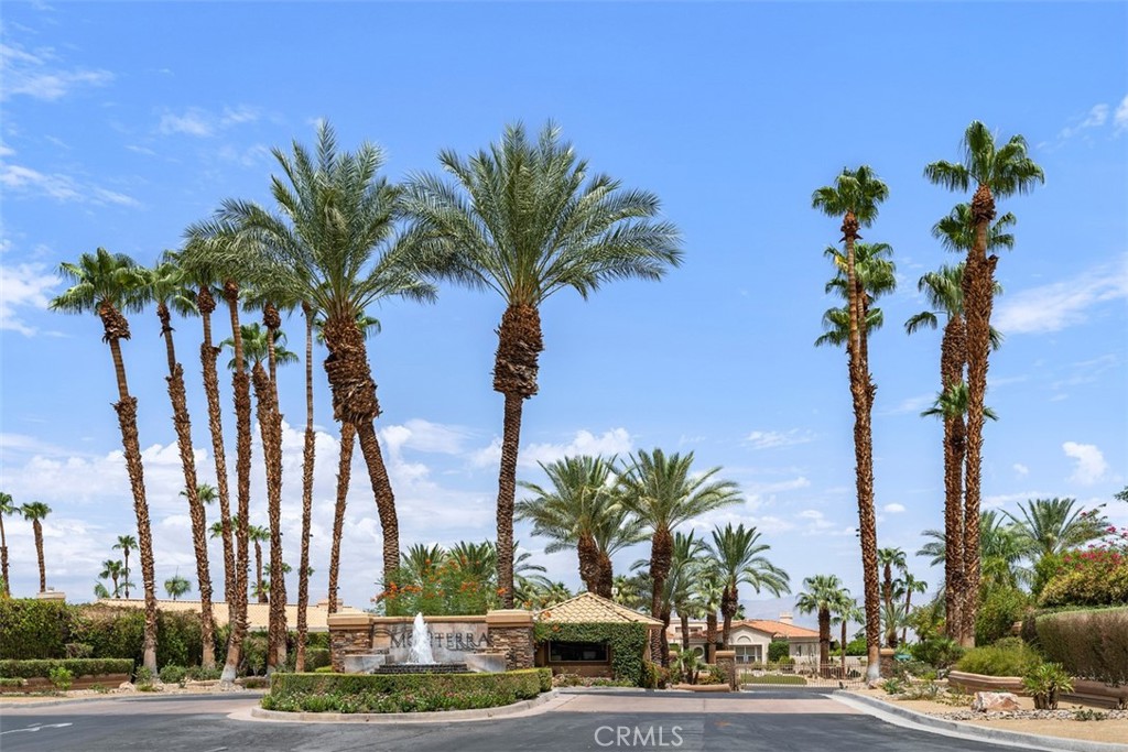 48400 Mirador Court
