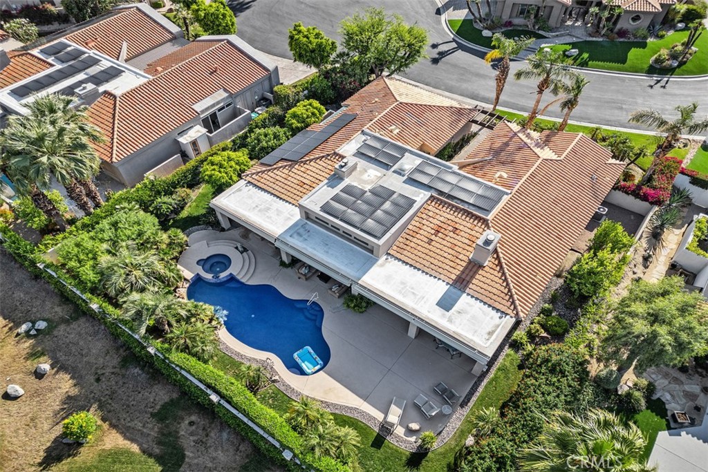 48400 Mirador Court
