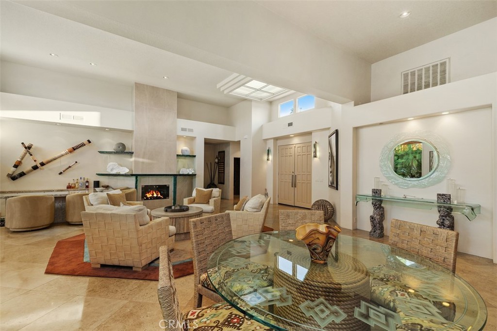 48400 Mirador Court
