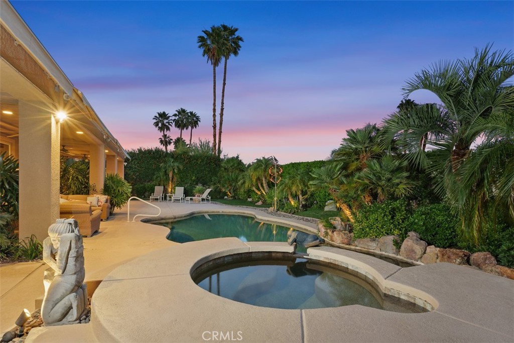 48400 Mirador Court