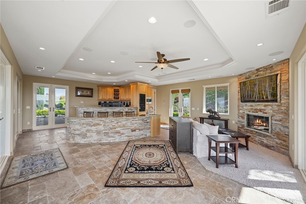 44195 Sunset Terrace
