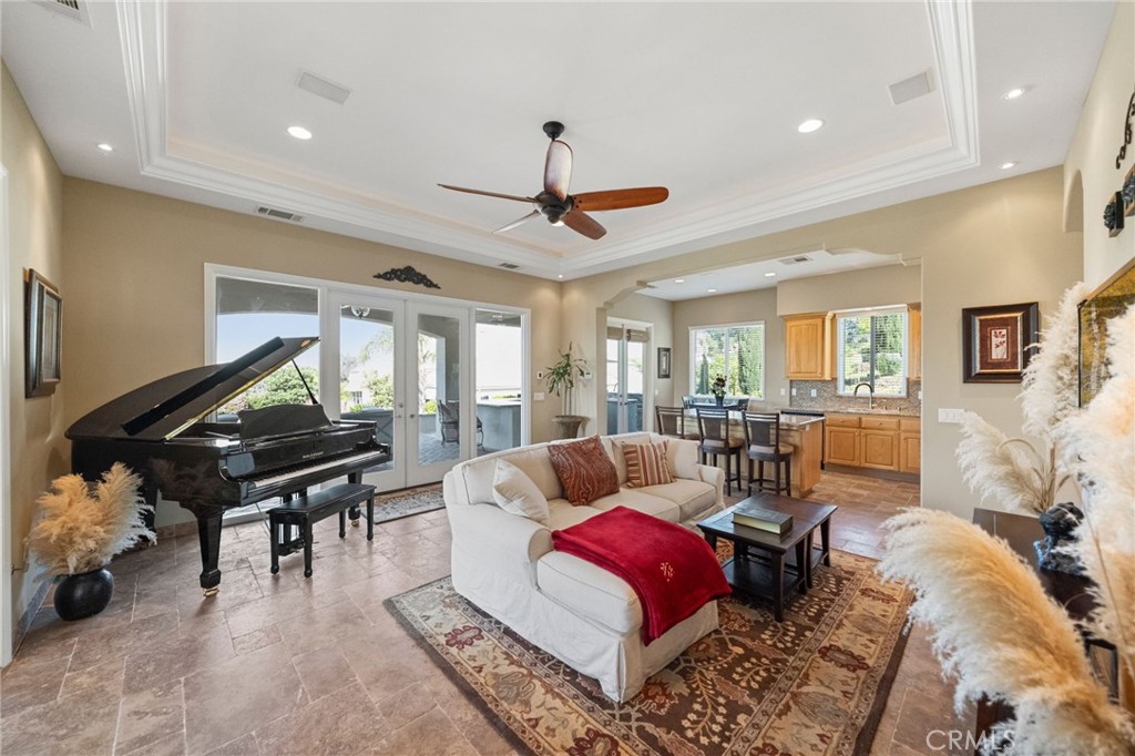 44195 Sunset Terrace