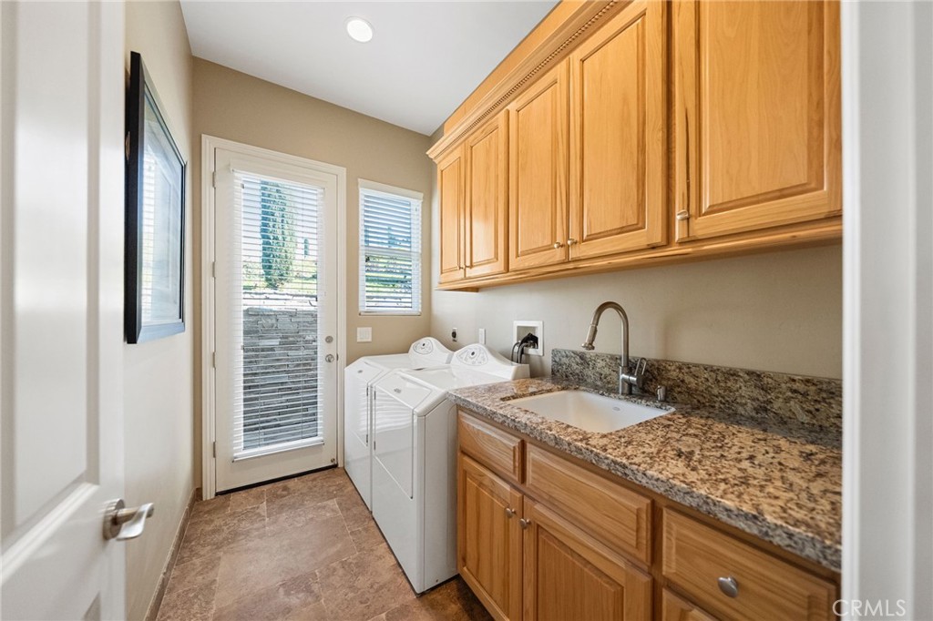 44195 Sunset Terrace