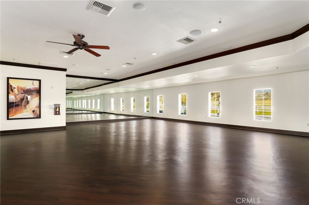 489 Berrybush Street