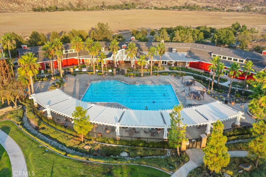 489 Berrybush Street