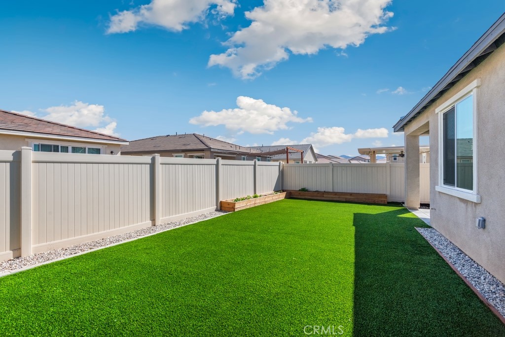 489 Berrybush Street