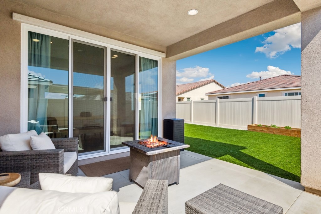 489 Berrybush Street