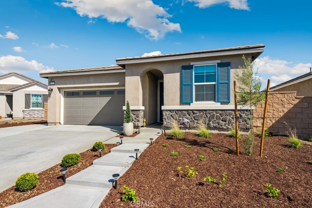 489 Berrybush Street