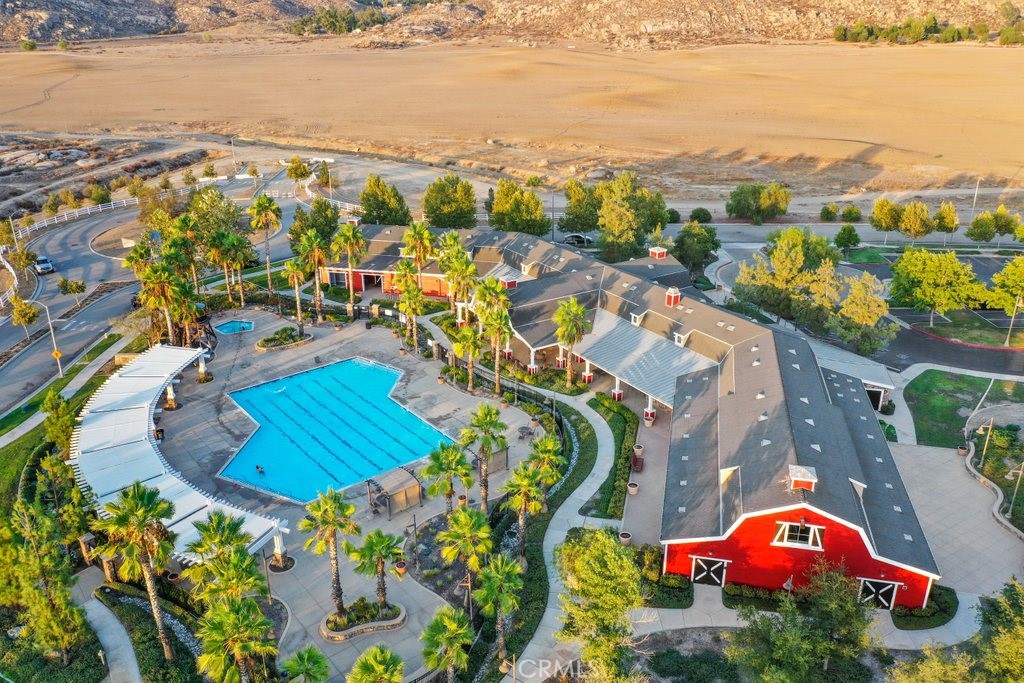 489 Berrybush Street