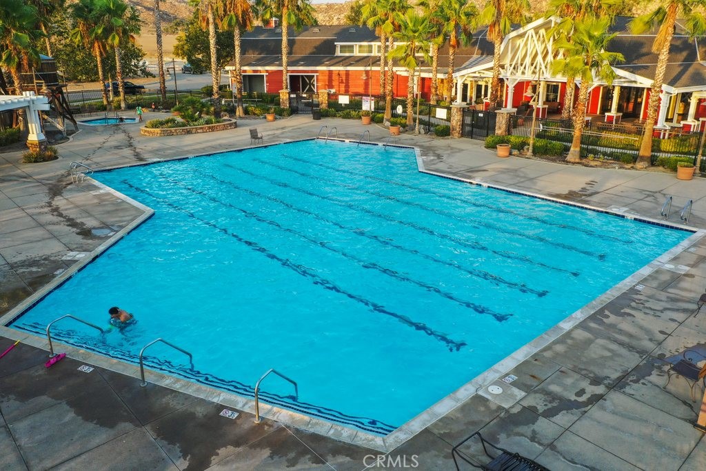 489 Berrybush Street