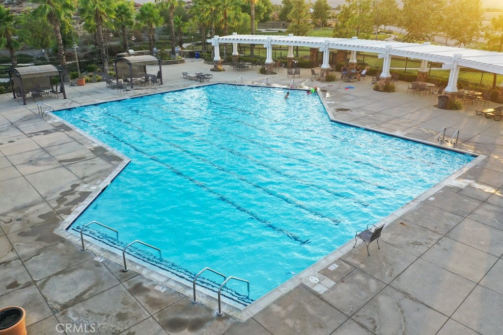 489 Berrybush Street