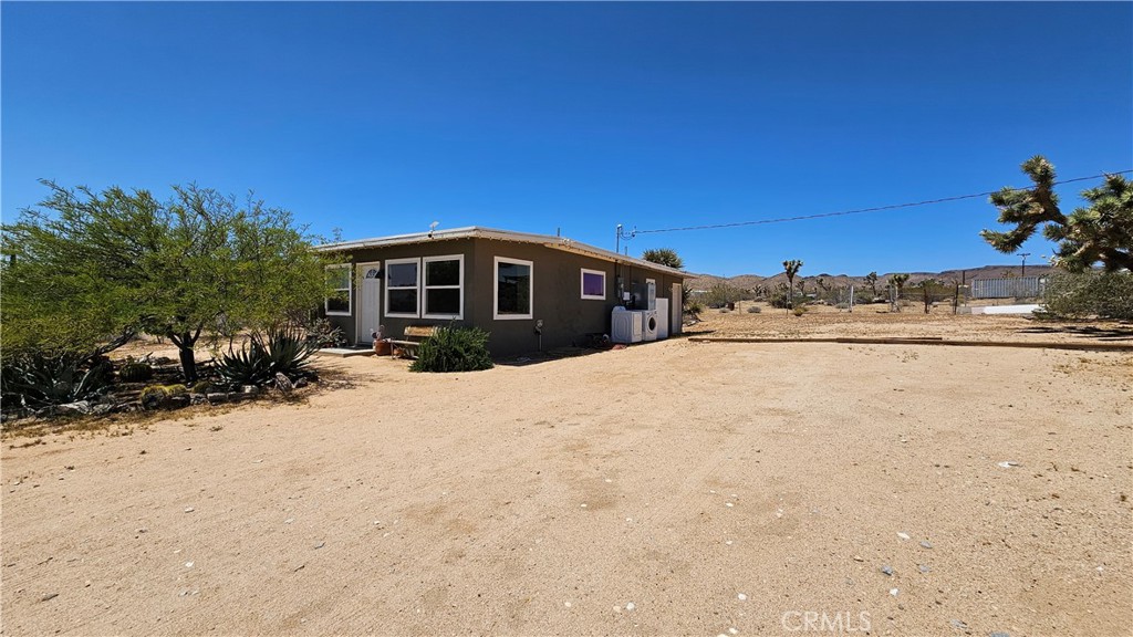 1240 Geronimo Trail