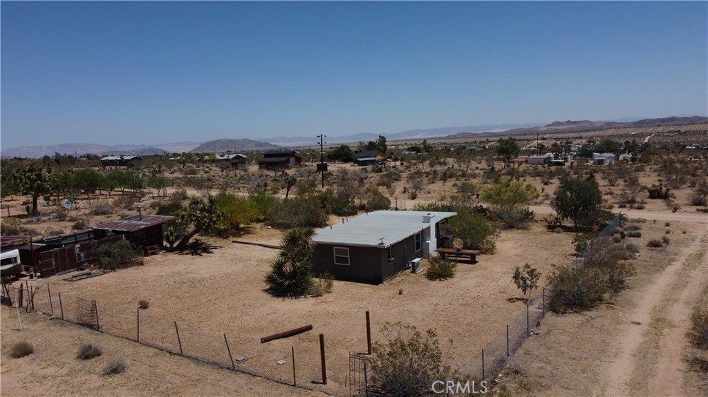 1240 Geronimo Trail