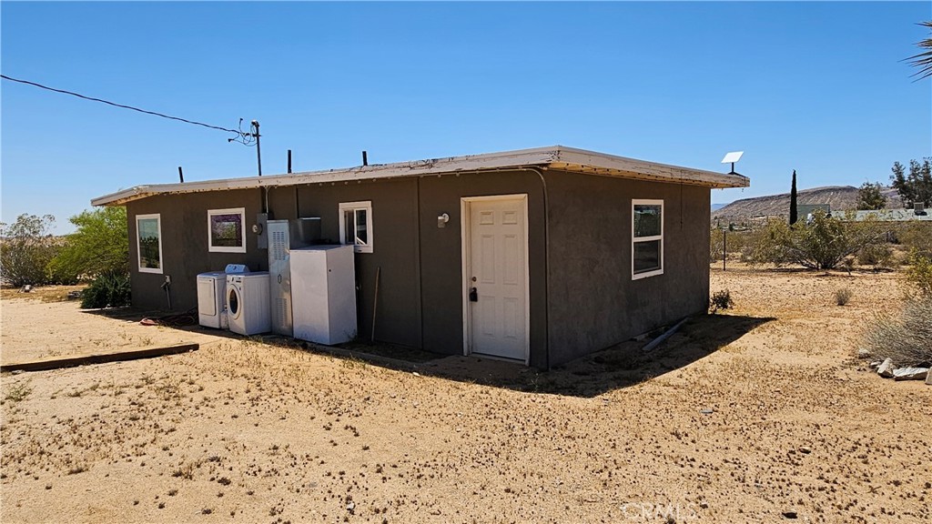 1240 Geronimo Trail