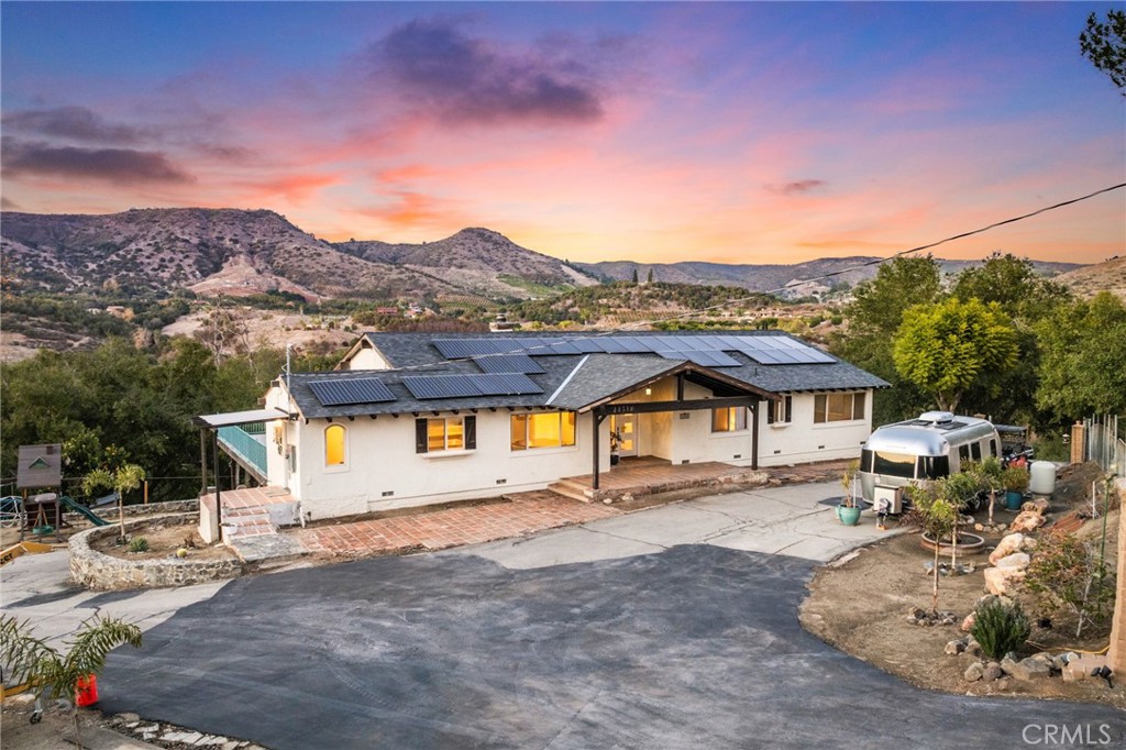 44310 Calle Bernardo